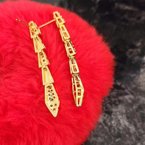 serpenti gold shiny earrings ✨️ - Picture 5 of 5